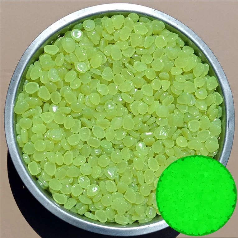 50Pcs Glow in the Dark Garden Pebbles For Sidewalk Garden Terrace Lawn Garden Patio Fish Tank Aquarium Decoration Glow Stone