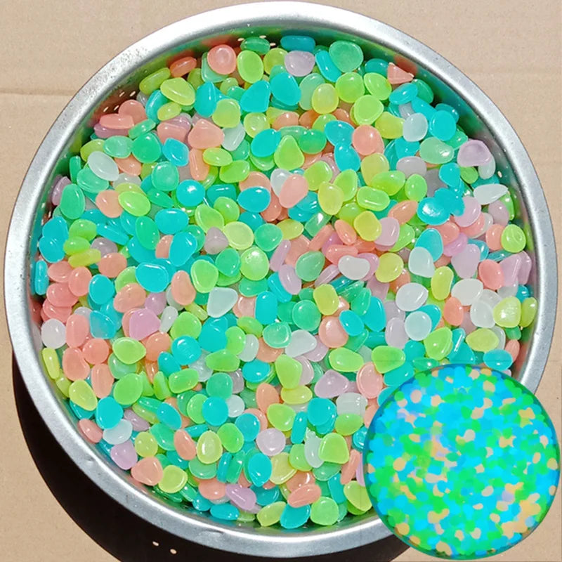 50Pcs Glow in the Dark Garden Pebbles For Sidewalk Garden Terrace Lawn Garden Patio Fish Tank Aquarium Decoration Glow Stone